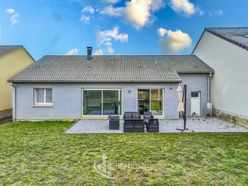 Maison - 106 m² - 6 pièces