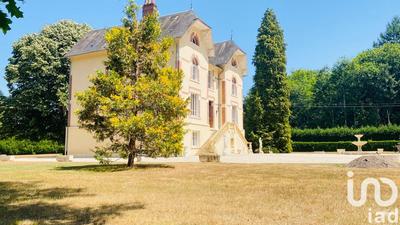 Maison - 440 m² - 14 pièces