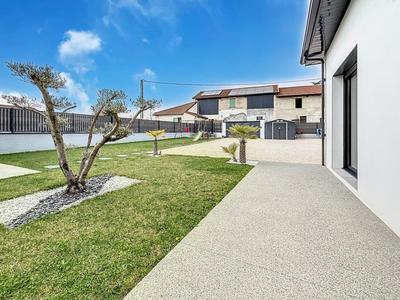 Maison - 125 m² - 4 pièces