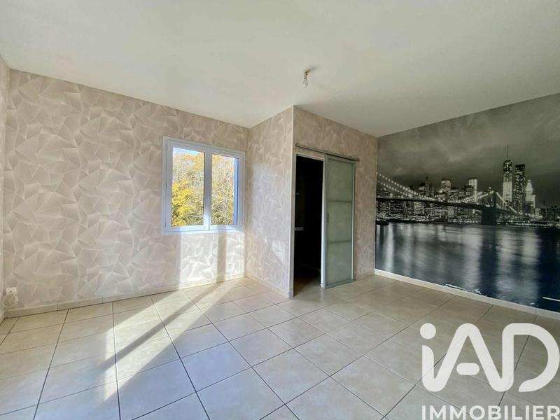 Maison - 159 m² - 7 pièces