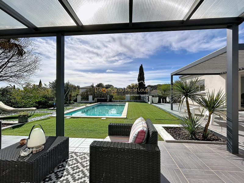 Villa - 215 m² - 7 pièces