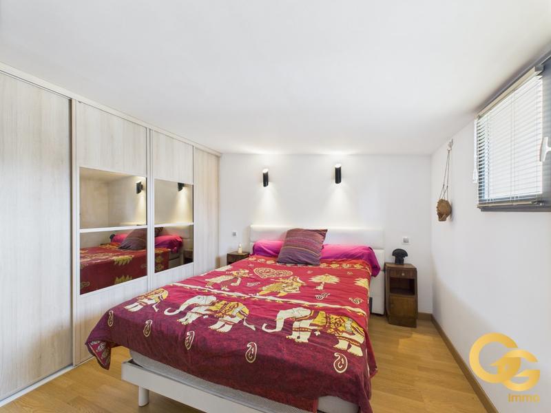 Maison - 194 m² - 7 pièces