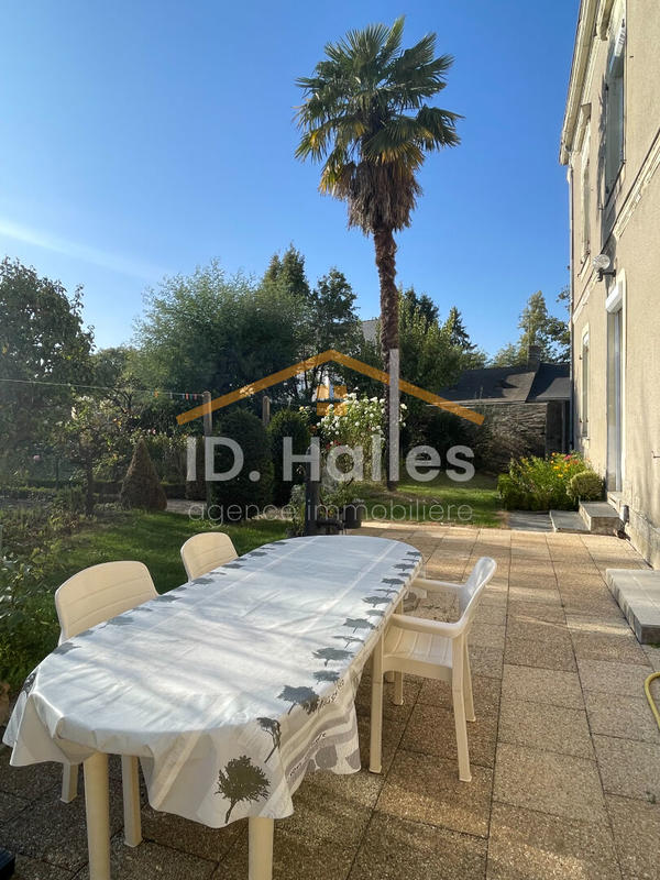 Maison - 226 m² - 8 pièces