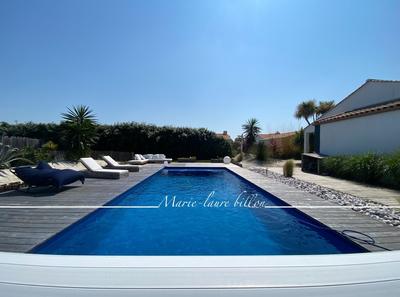 Maison - 199 m² - 7 pièces