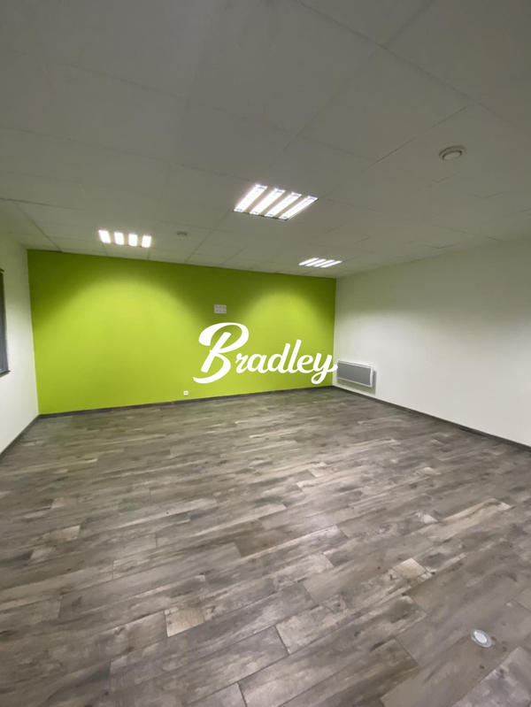 Bureau - 450 m²