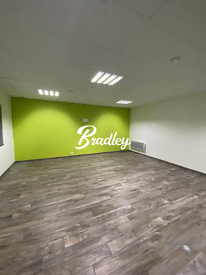 Bureau - 450 m²