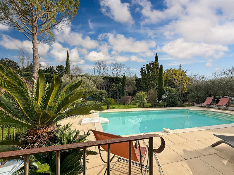 Maison - 97 m² - 5 pièces