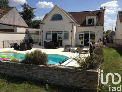 Maison - 240 m² - 7 pièces