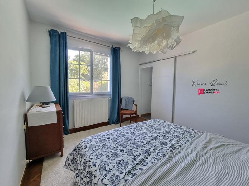 Maison - 200 m² - 6 pièces