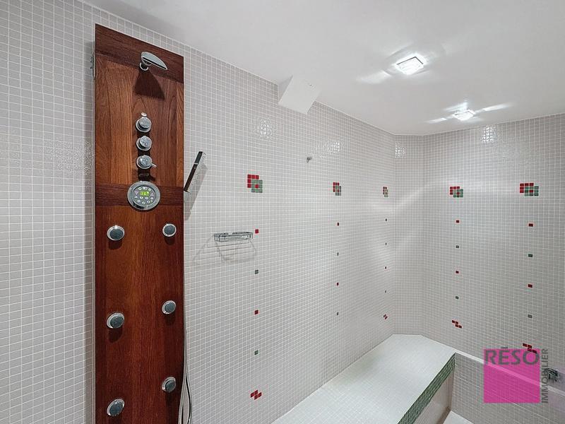 Maison - 144 m² - 6 pièces