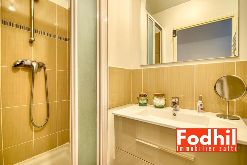 Appartement - 94 m² - 5 pièces