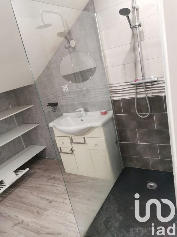 Maison - 360 m² - 3 pièces