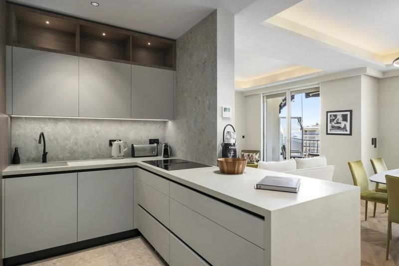 Appartement - 100 m² - 4 pièces