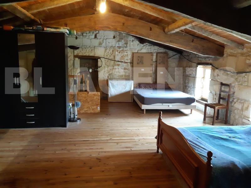 Maison ancienne - 300 m² - 11 pièces