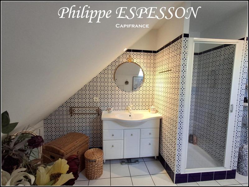 Propriété - 153 m² - 7 pièces