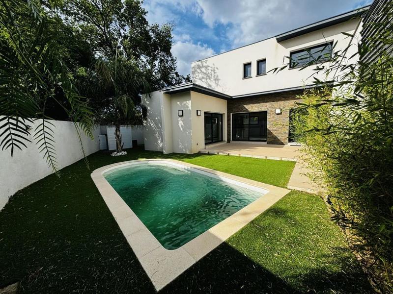 Maison - 144 m² - 4 pièces