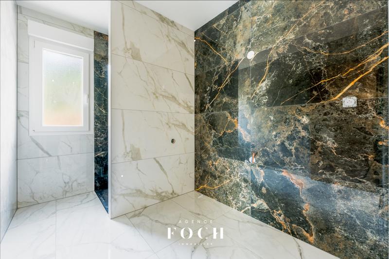 Maison - 94 m² - 5 pièces