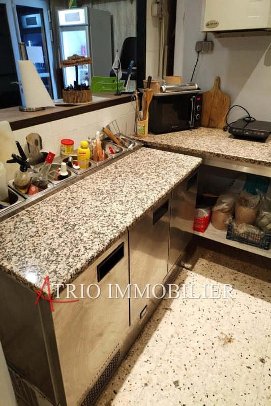 Fonds de commerce - Magasins - 56 m²