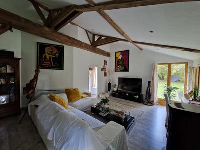 Maison - 200 m² - 7 pièces