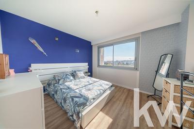 Appartement - 102 m² - 4 pièces