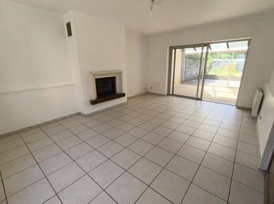 Maison - 81 m² - 5 pièces