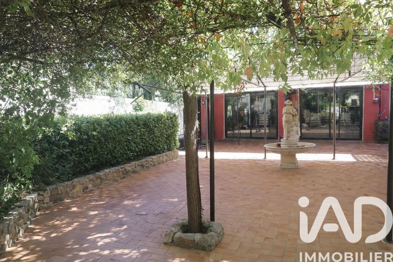 Maison de village - 220 m² - 5 pièces