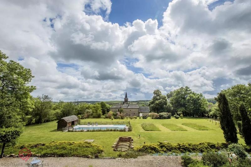 Demeure - 420 m² - 10 pièces