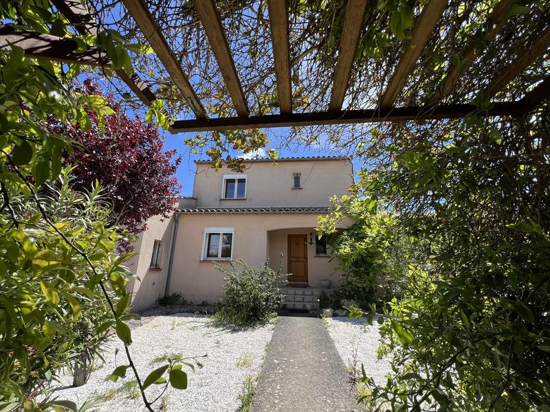 Maison - 156 m² - 6 pièces