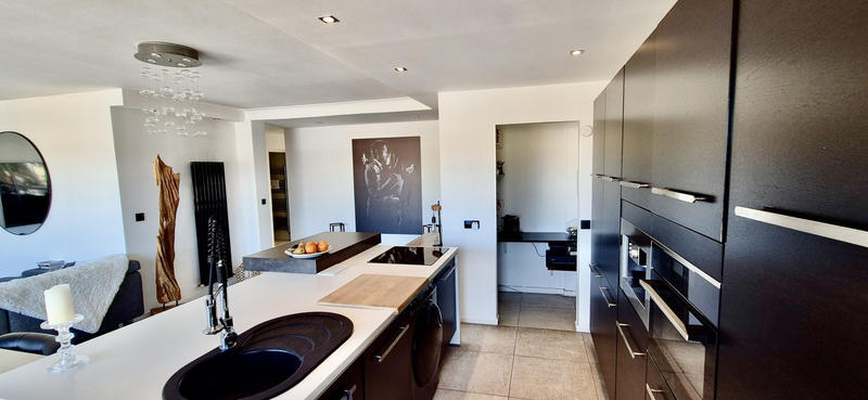 Appartement - 86 m² - 3 pièces