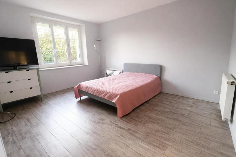 Maison - 194 m² - 8 pièces