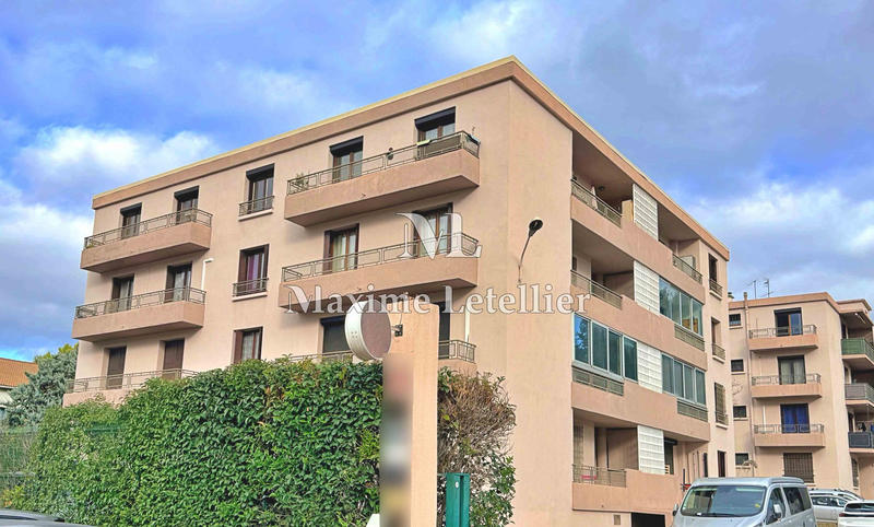 Appartement - 73 m² - 4 pièces