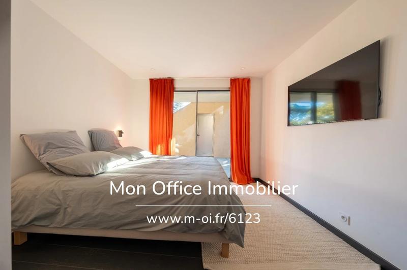 Maison d'architecte - 250 m² - 6 pièces