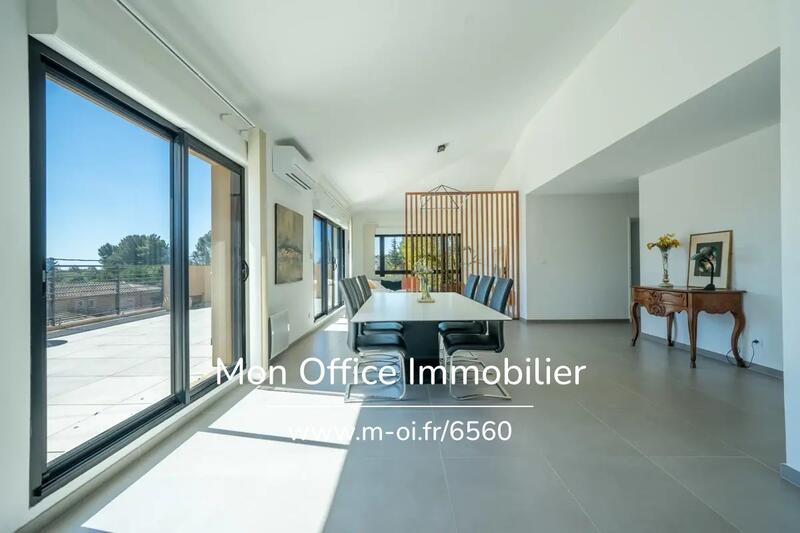 Appartement - 150 m² - 5 pièces