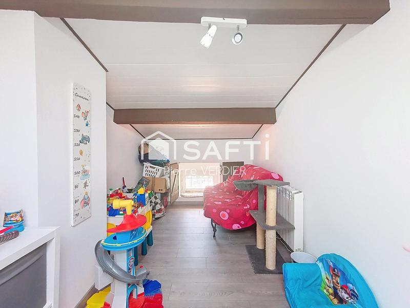 Maison - 95 m² - 5 pièces