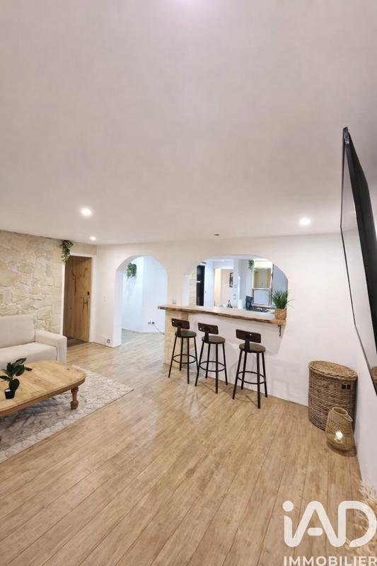 Appartement - 93 m² - 4 pièces