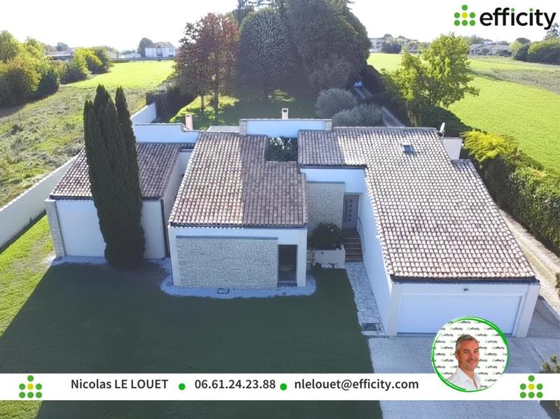 Pavillon - 230 m² - 9 pièces