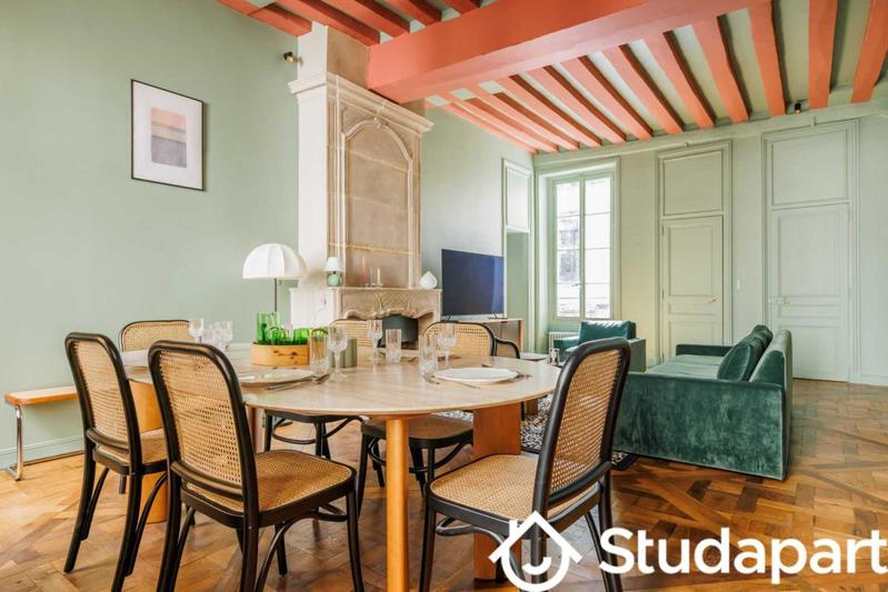 Appartement - 109 m² - 3 pièces