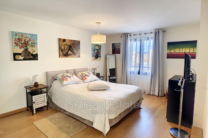 Appartement - 98 m² - 3 pièces