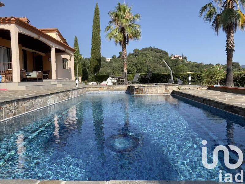 Maison - 180 m² - 7 pièces