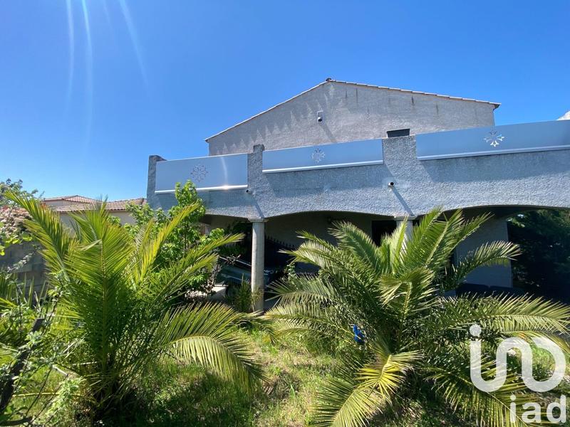 Maison - 246 m² - 6 pièces