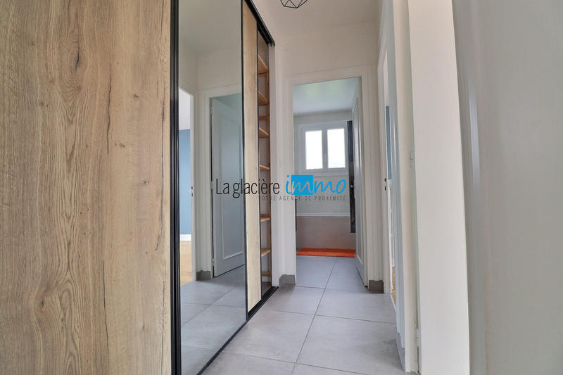 Appartement - 98 m² - 4 pièces