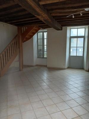 Appartement - 85 m² - 3 pièces