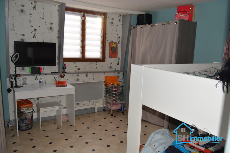 Maison - 90 m² - 4 pièces