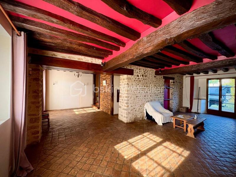 Moulin - 216 m² - 8 pièces