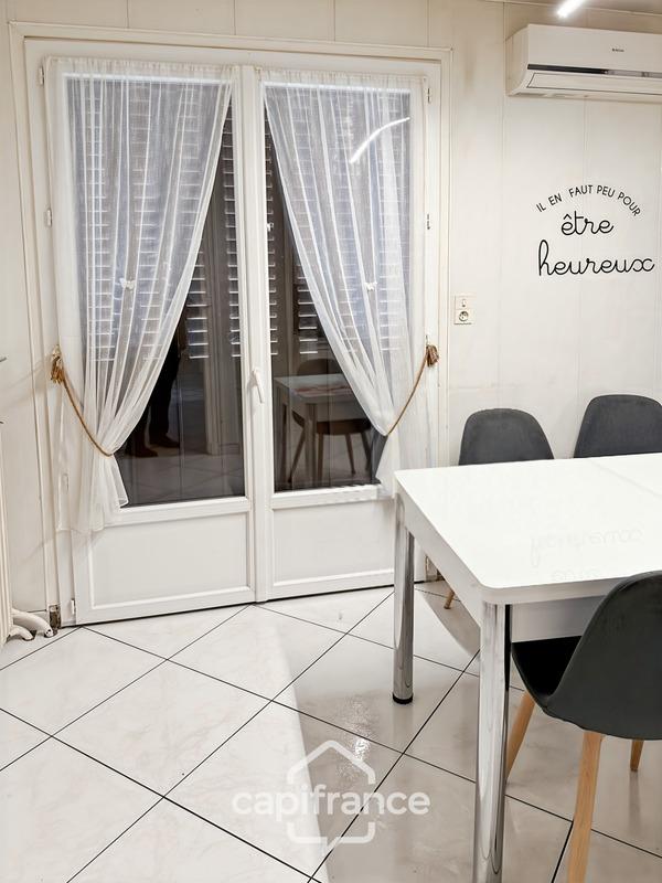 Maison - 187 m² - 8 pièces