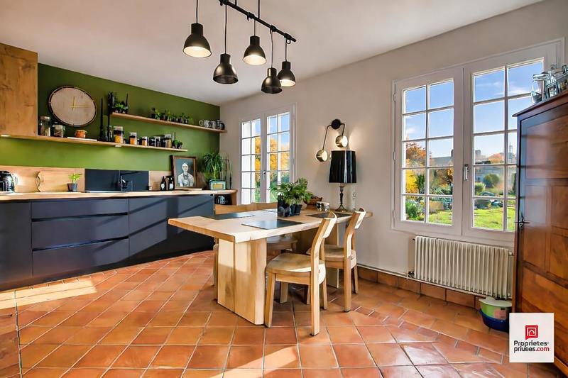 Maison - 138 m² - 6 pièces