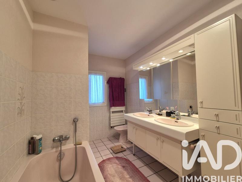 Maison - 155 m² - 6 pièces