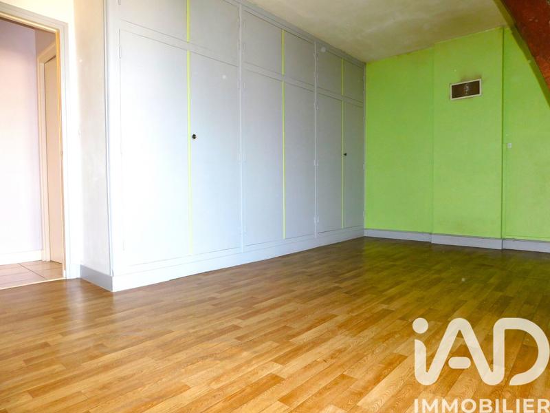 Maison - 211 m² - 7 pièces