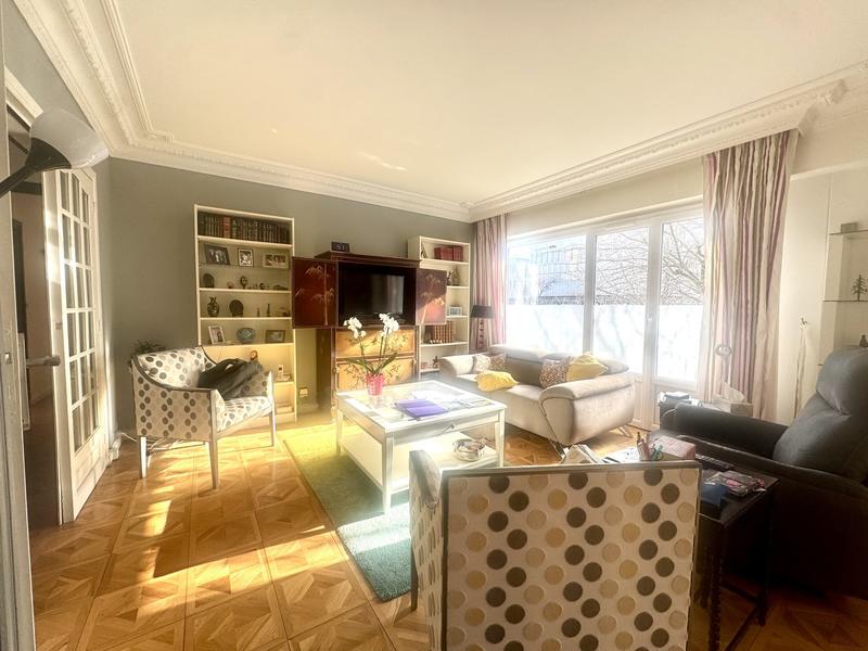 Appartement - 104 m² - 5 pièces