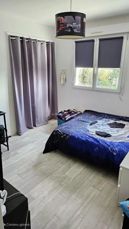 Maison - 93 m² - 5 pièces